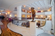 Vraćam se Zagrebe tebi…Gradska kavana cafe & restoran Republika...