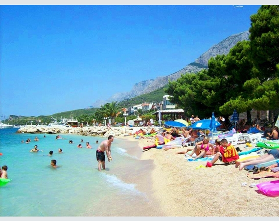 Obiteljski odmor u Tučepima, hotel Villa Andrea 4*, GRATIS noćenja i popusti do 50...