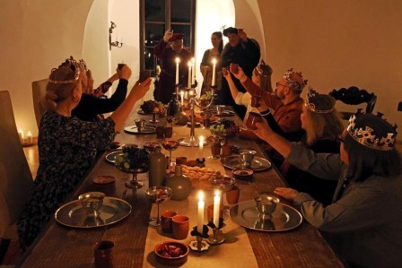 Srednjovjekovna gozba u Viteškoj dvorani dvorca Mokrice je doživljaj kojeg nećete...