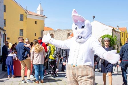 Uskršnji doručak u nedjelju  5. travnja od 11:00 sati na Korzu hrvatskih...